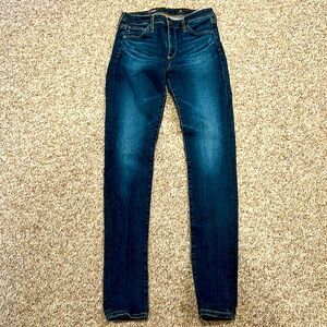 AG The Legging Super Skinny jeans size 27R.